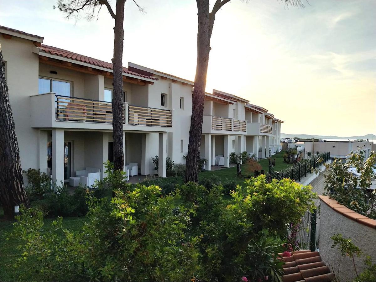 Club Esse Cala Bitta Hotel บายาซาร์ดิเนีย ภายนอก รูปภาพ