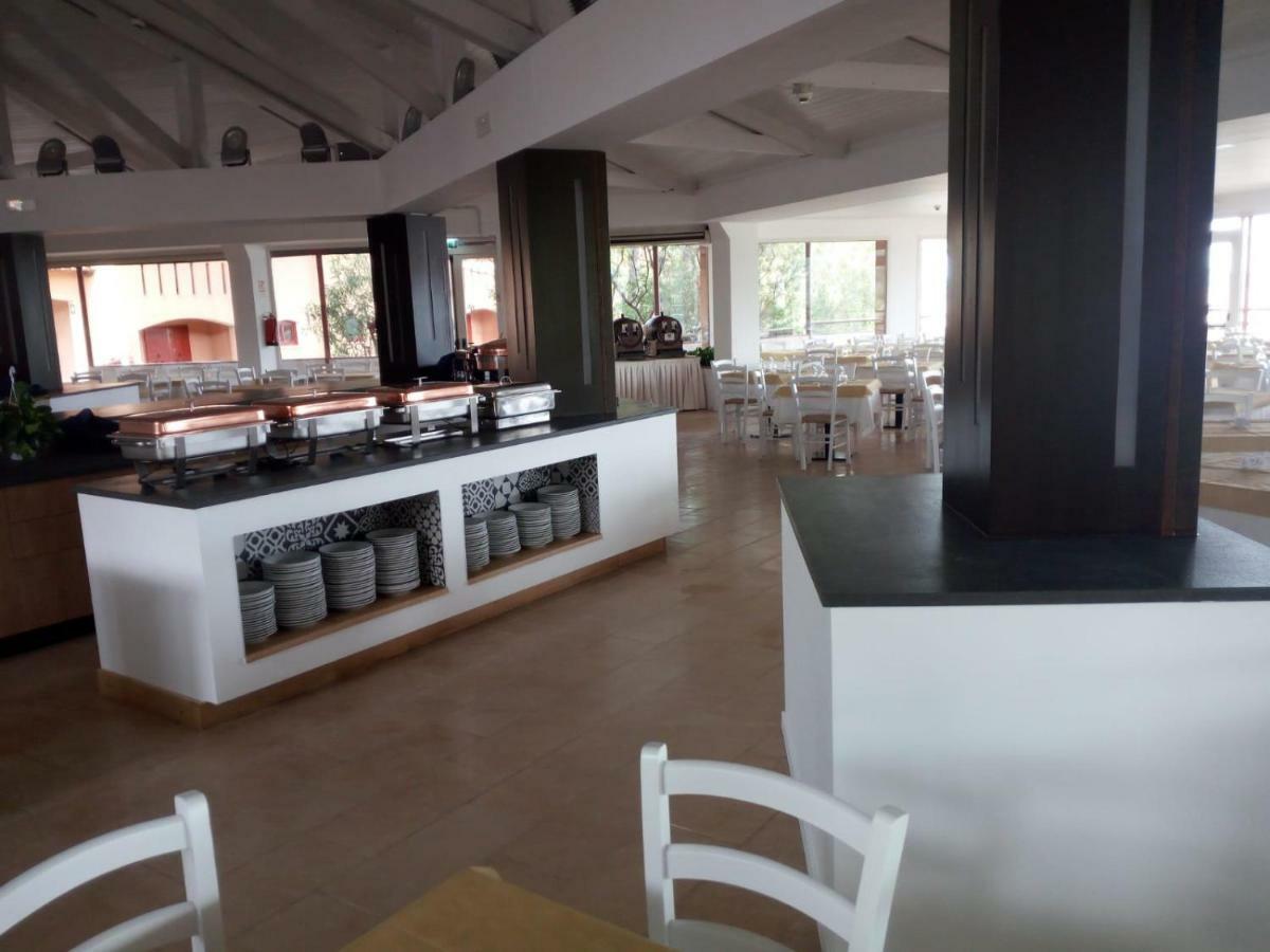 Club Esse Cala Bitta Hotel บายาซาร์ดิเนีย ภายนอก รูปภาพ